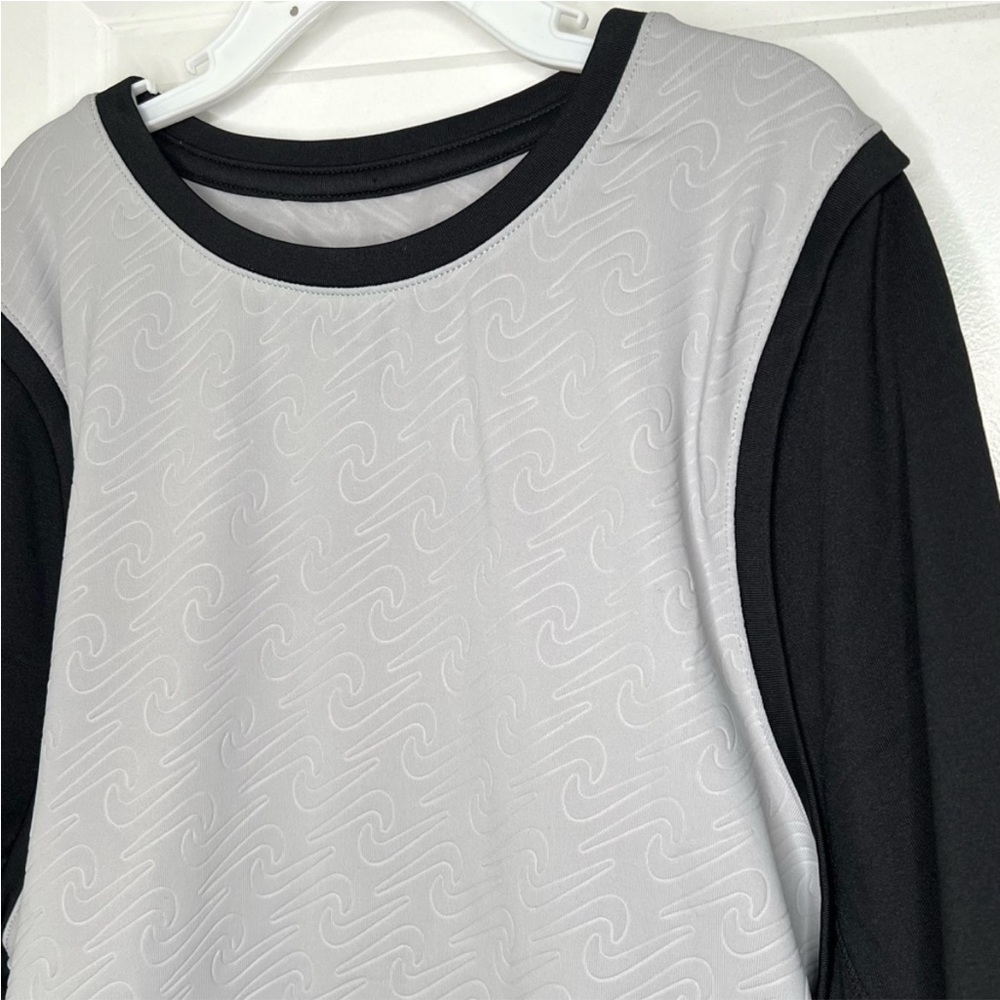 Nike Pro Dri-FIT Big Kids' (Girls) Long-Sleeve Training Top - Picture 10 of 14
